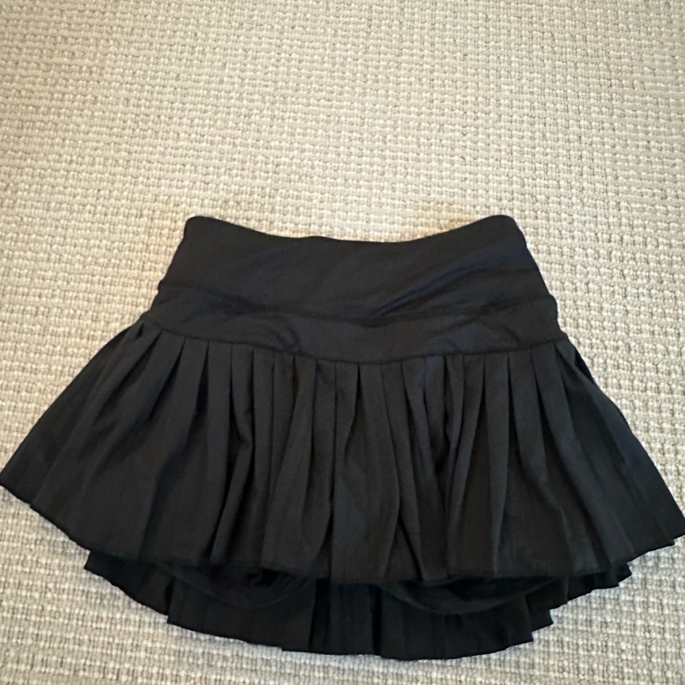 Black Goldhinge skirt